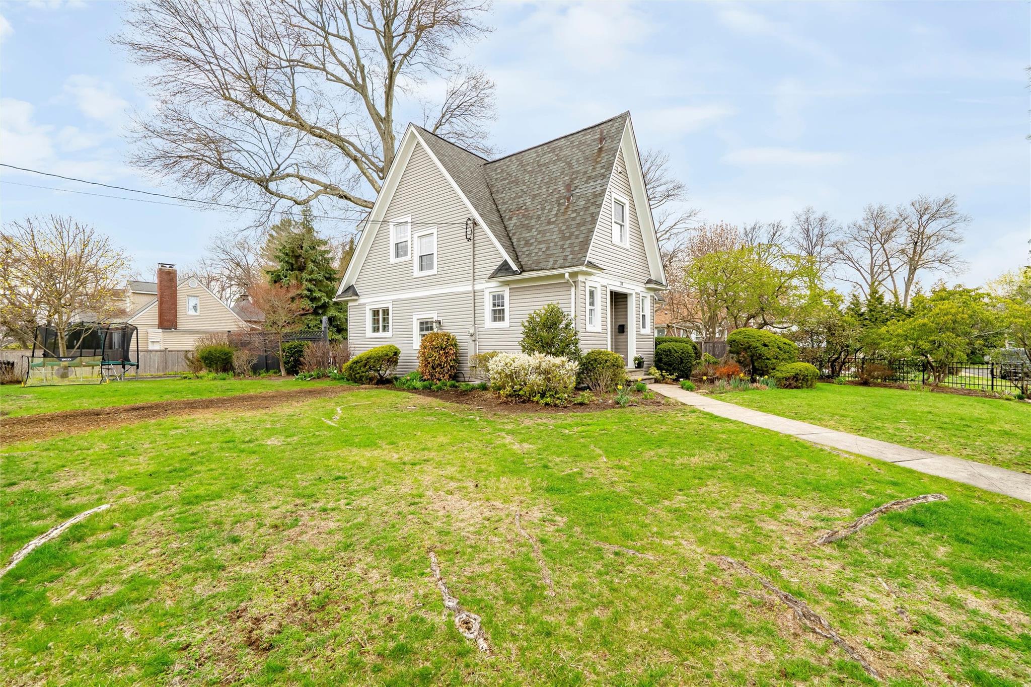 38 Poe Street, Hartsdale, New York image 38