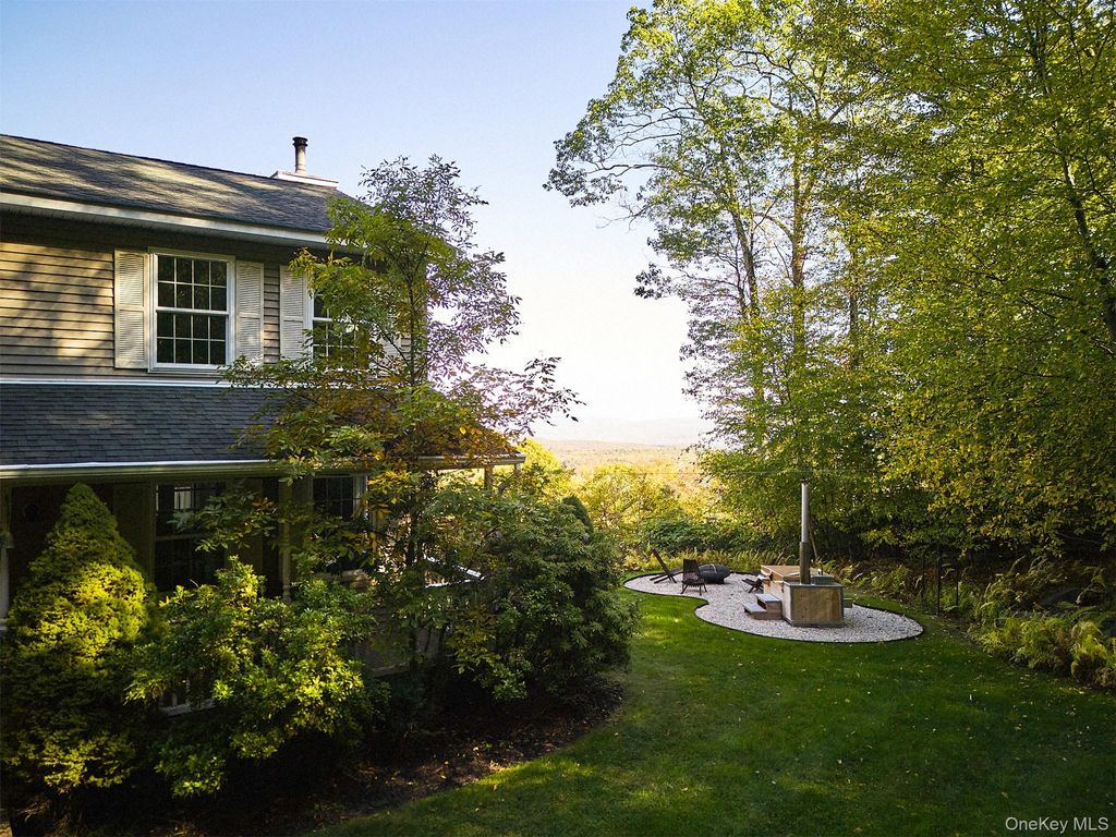 Photo of 89 Stillerberg Strada, Kerhonkson, NY 12446 (MLS # 922941)