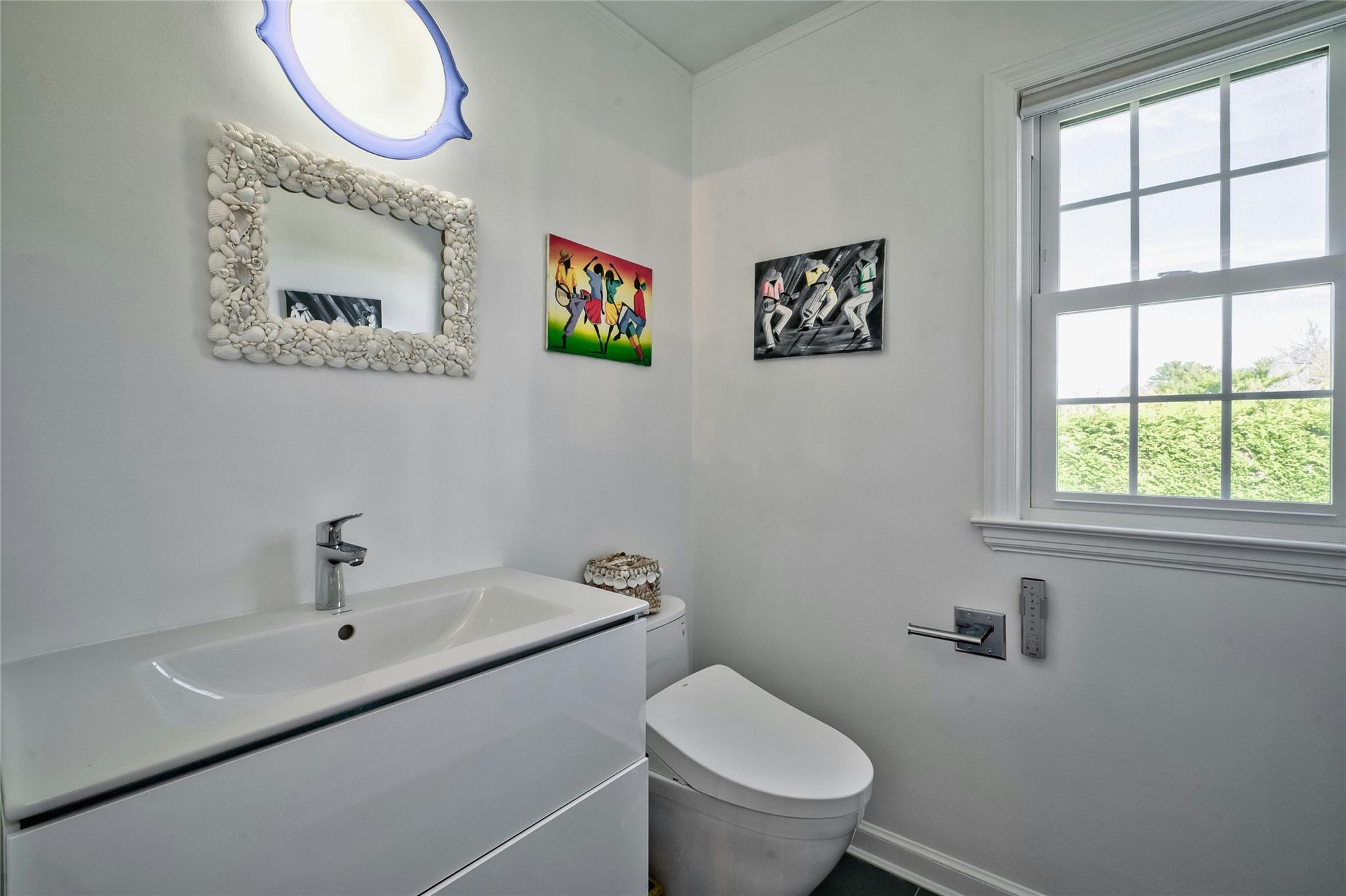 55 Virginia Drive, Manhasset, New York image 13