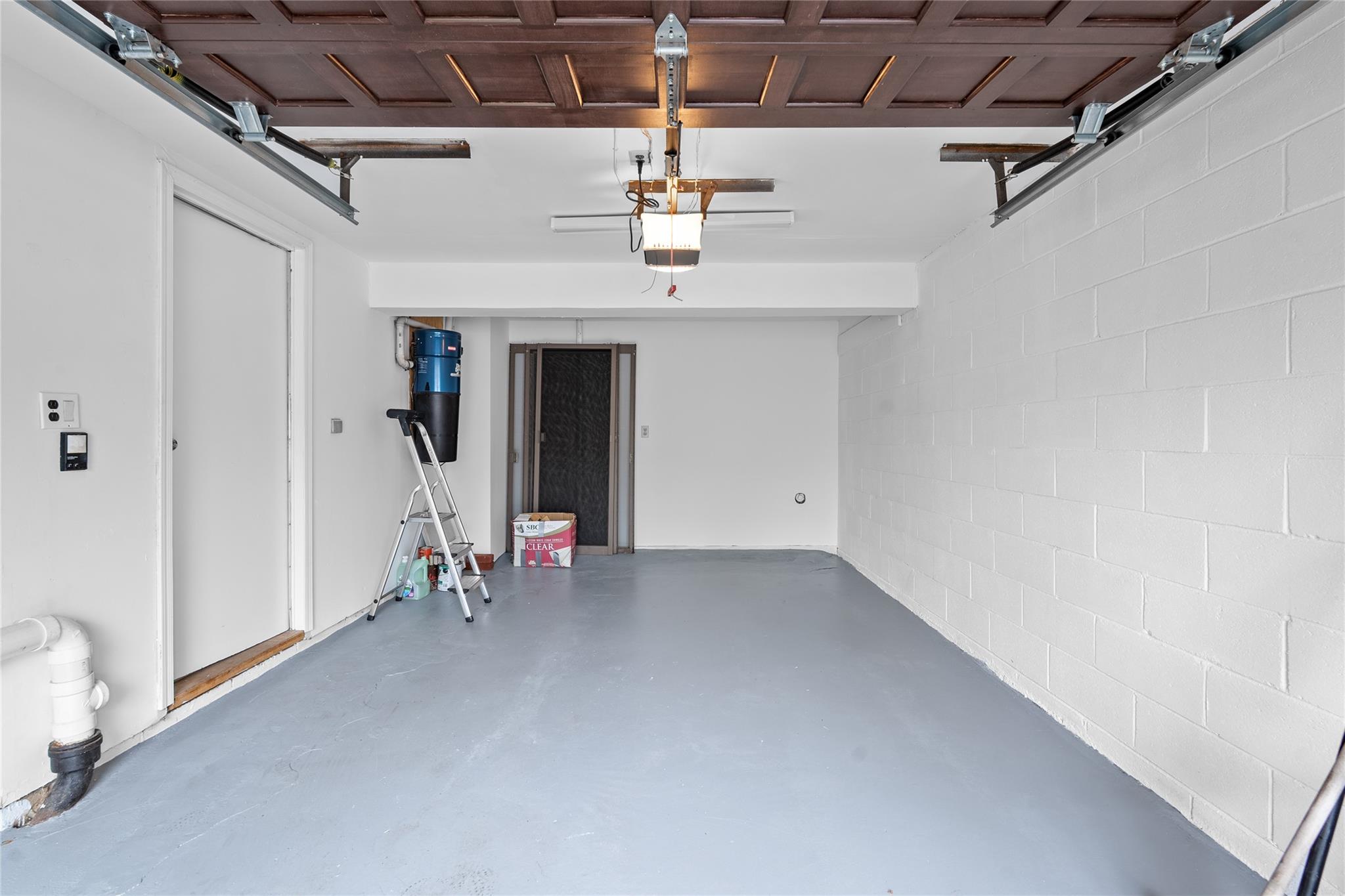 154 Anchor Lane, Bay Shore, New York image 30
