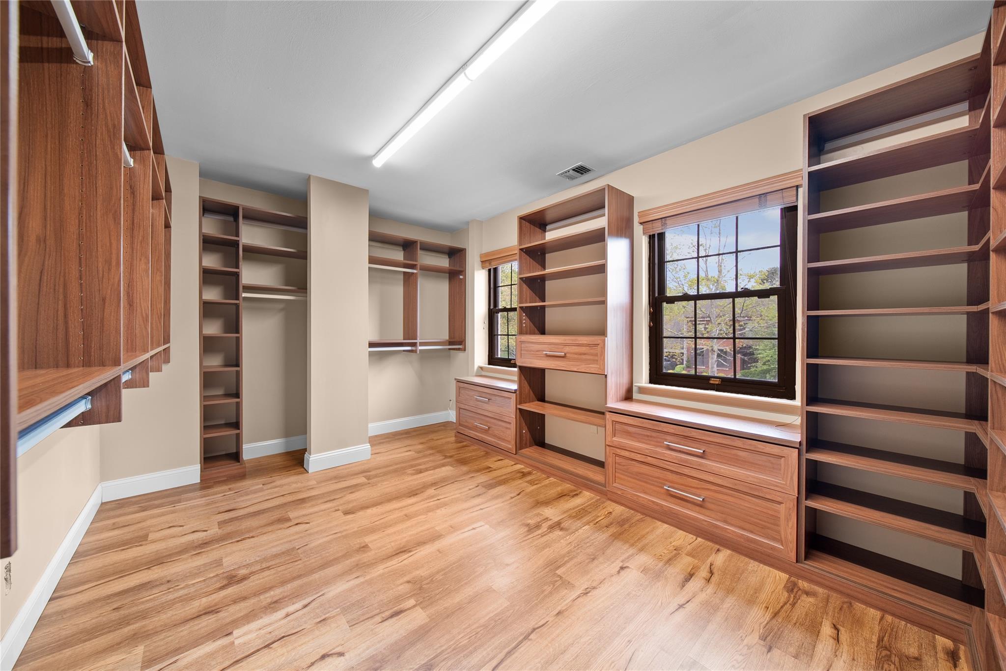 154 Anchor Lane, Bay Shore, New York image 13