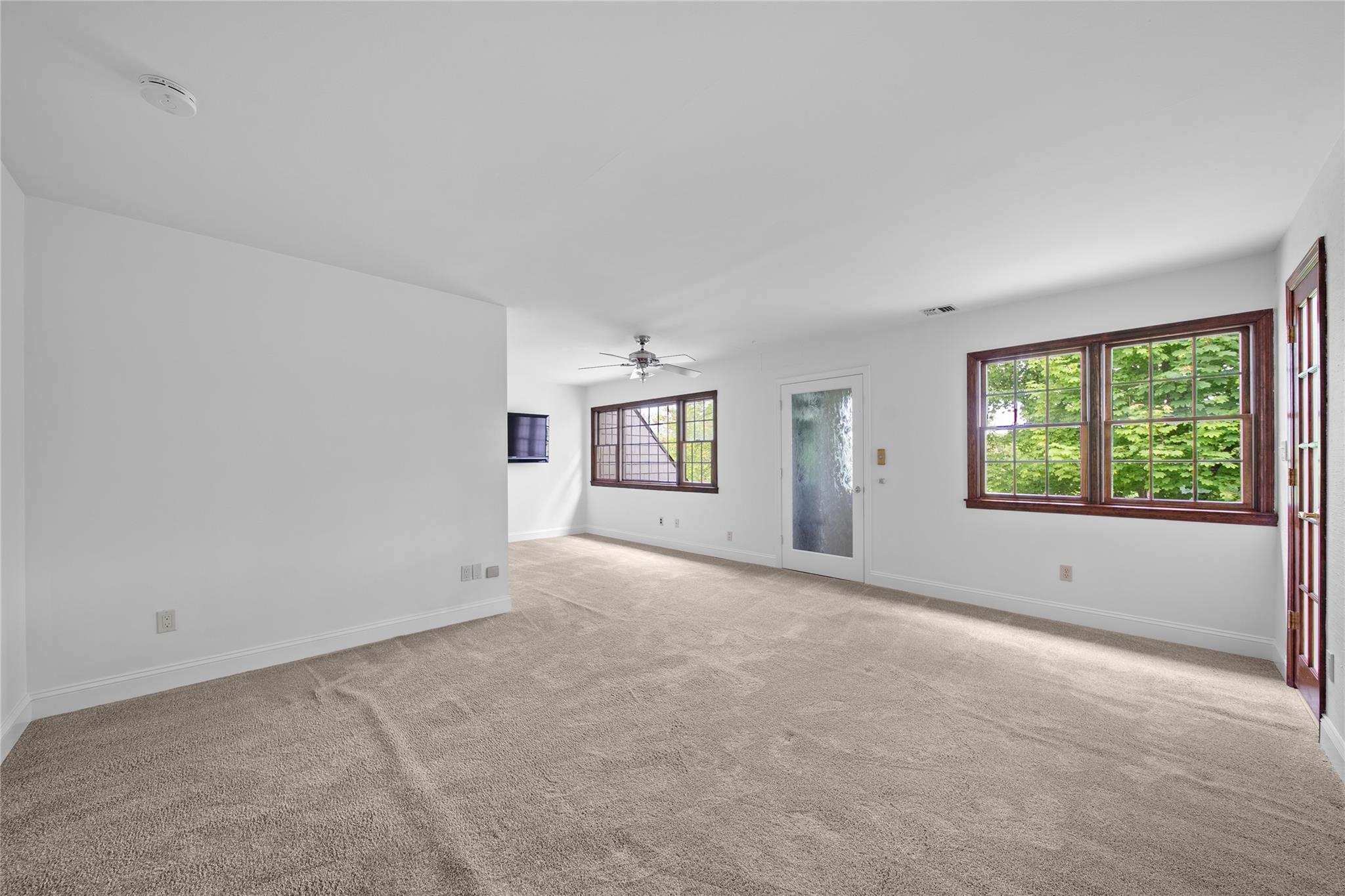 154 Anchor Lane, Bay Shore, New York image 15