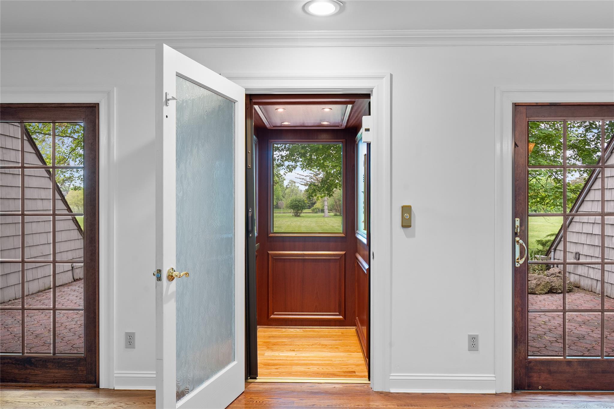 154 Anchor Lane, Bay Shore, New York image 5