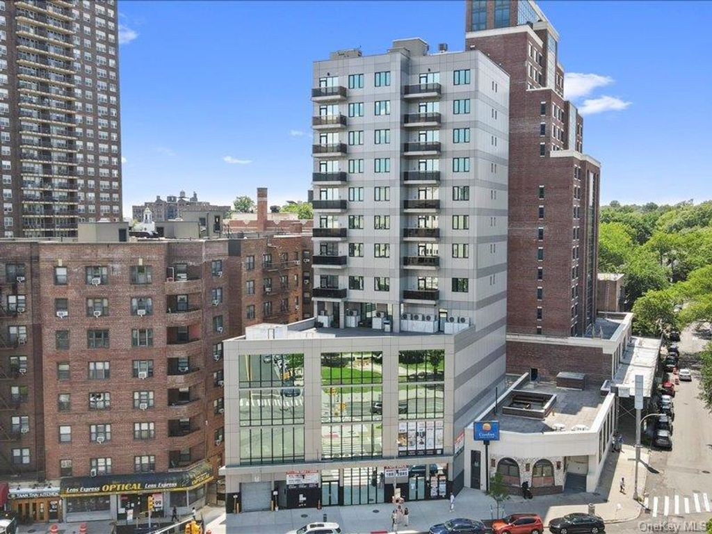 Photo of 124-28 Queens Blvd. Blvd #PH-B, Kew Gardens, NY 11415 (MLS # 895192)