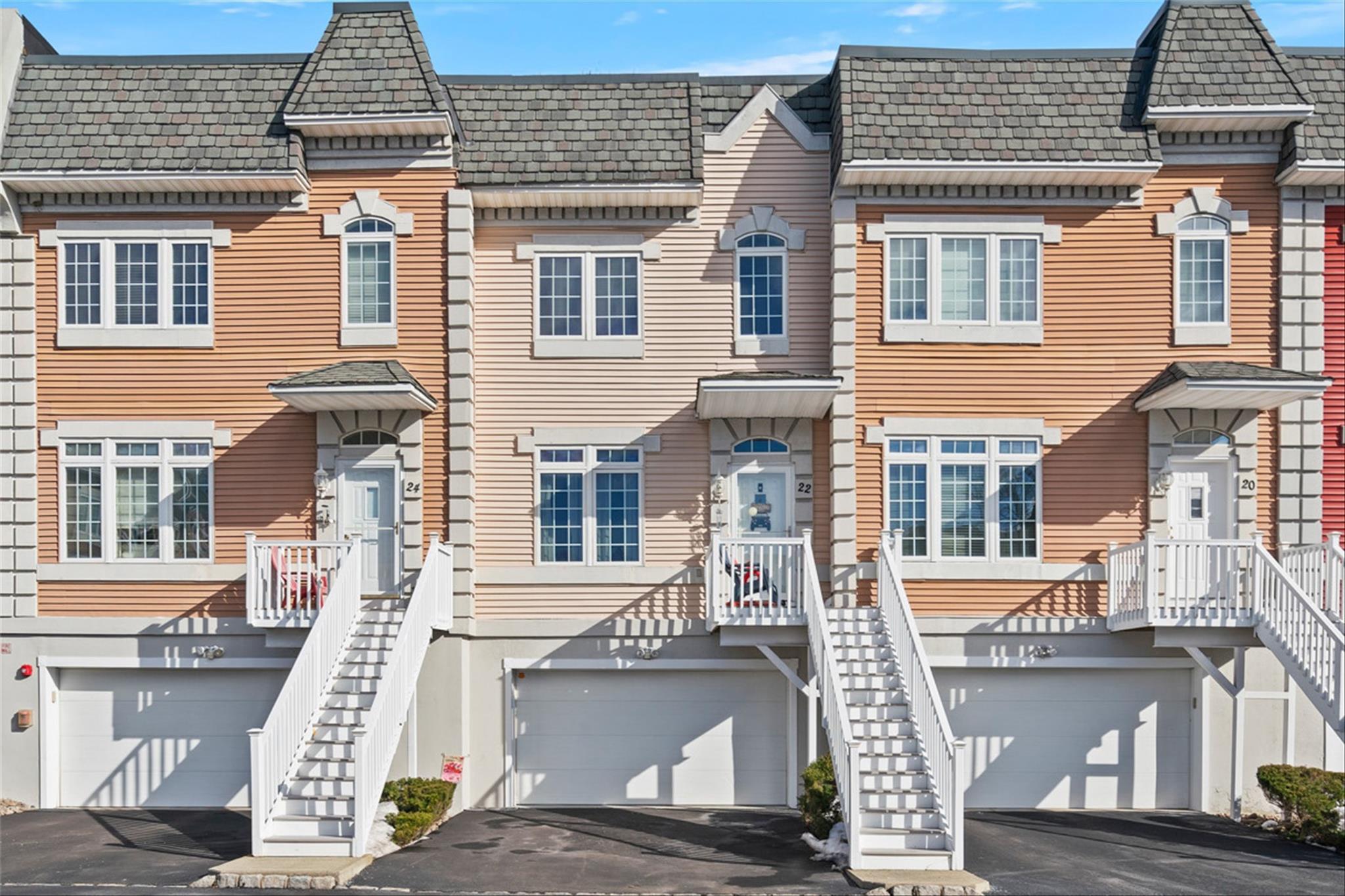 22 Alexander Court, Nanuet, New York image 5