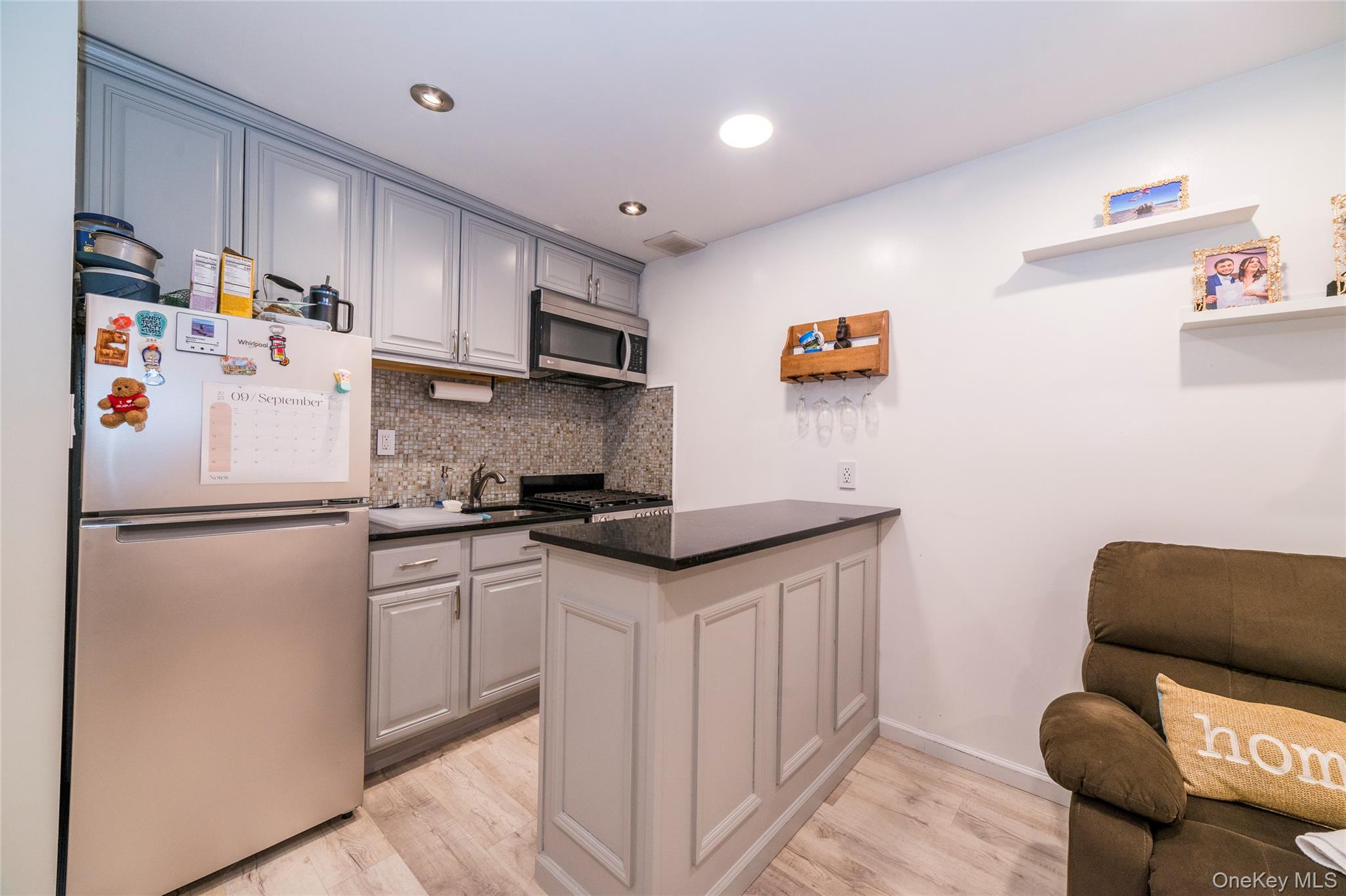 2261 Palmer Avenue 1F