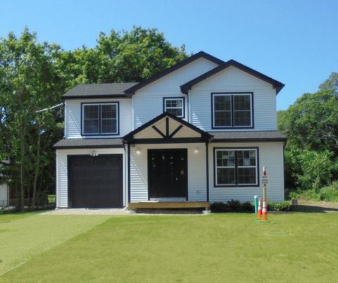 Homes For Sale - Mill Road<br/> Coram, NY 11727