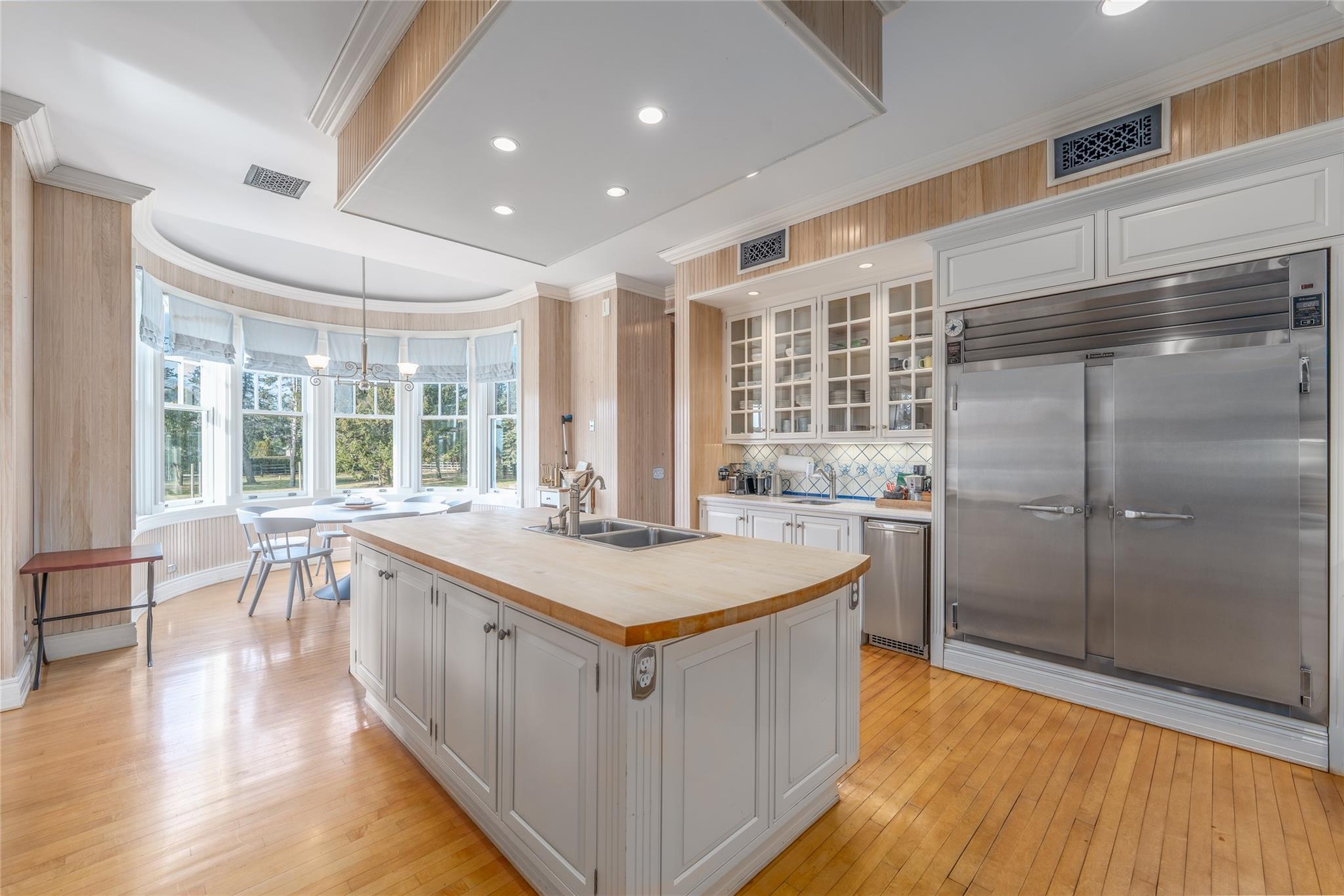 6133 Sound Avenue, Riverhead, New York image 18