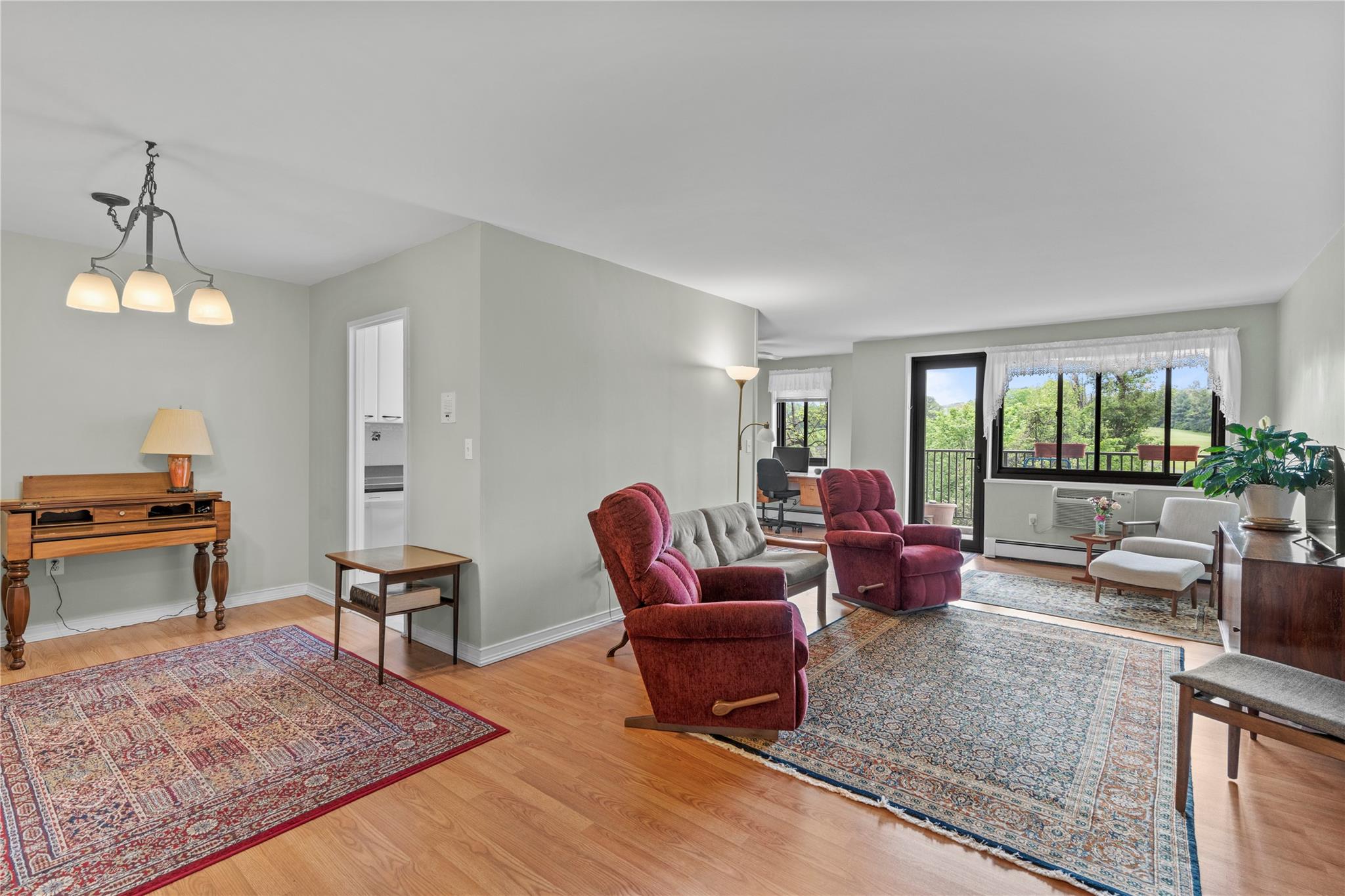 100 E Hartsdale Avenue #2KE, Hartsdale, New York image 2