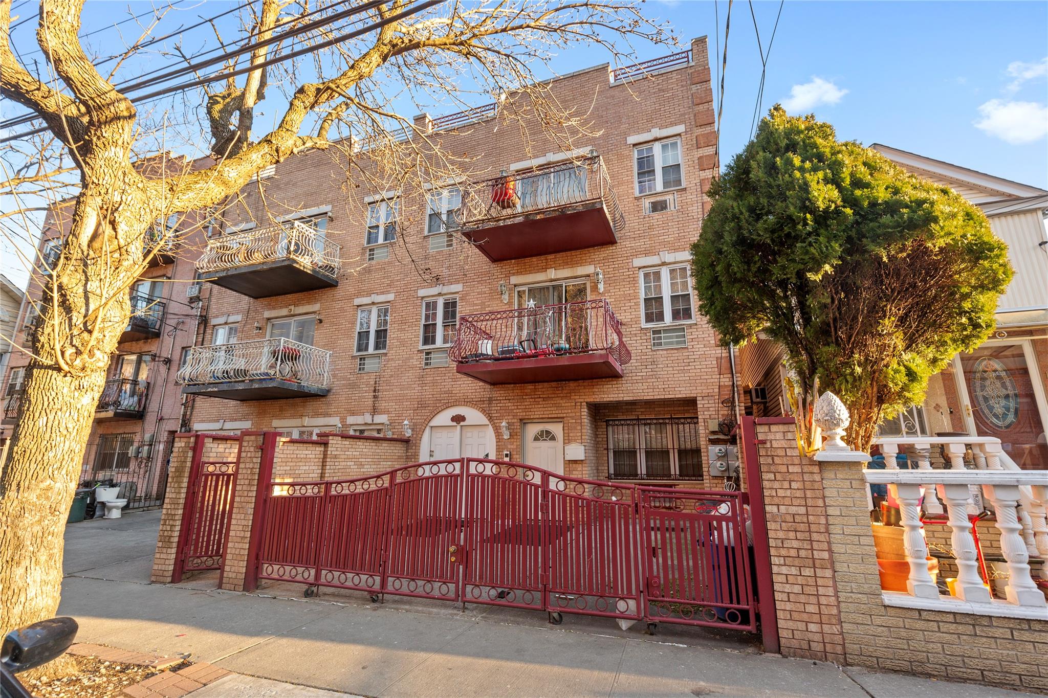 173-12 89th Avenue