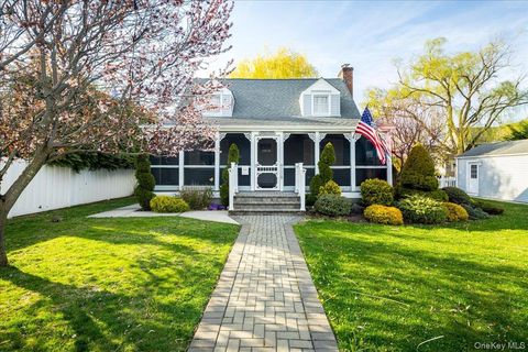 3937 John Lane Seaford NY 11783