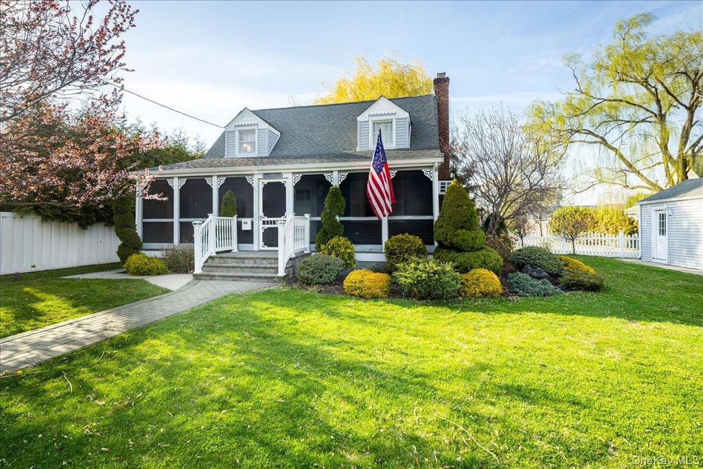 Photo of 3937 John Lane, Seaford, NY 11783 (MLS # 987574)