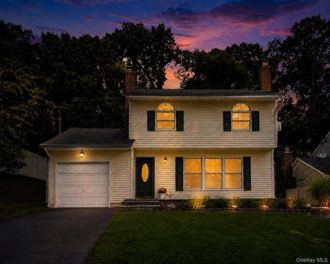 Homes For Sale - 73 Maple Place<br/> Huntington, NY 11743