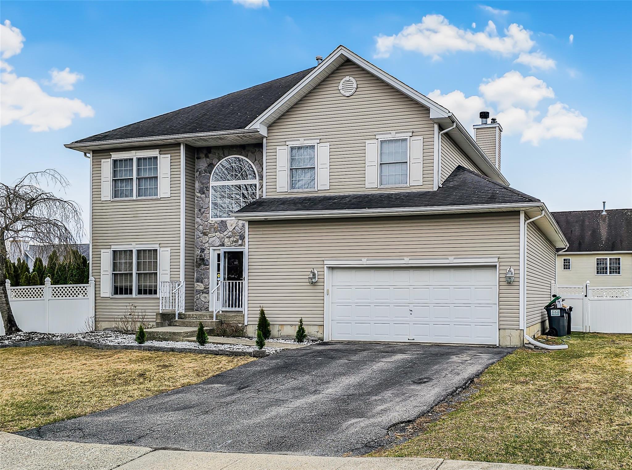 2717 W Colonial Drive, New Windsor, New York image 4