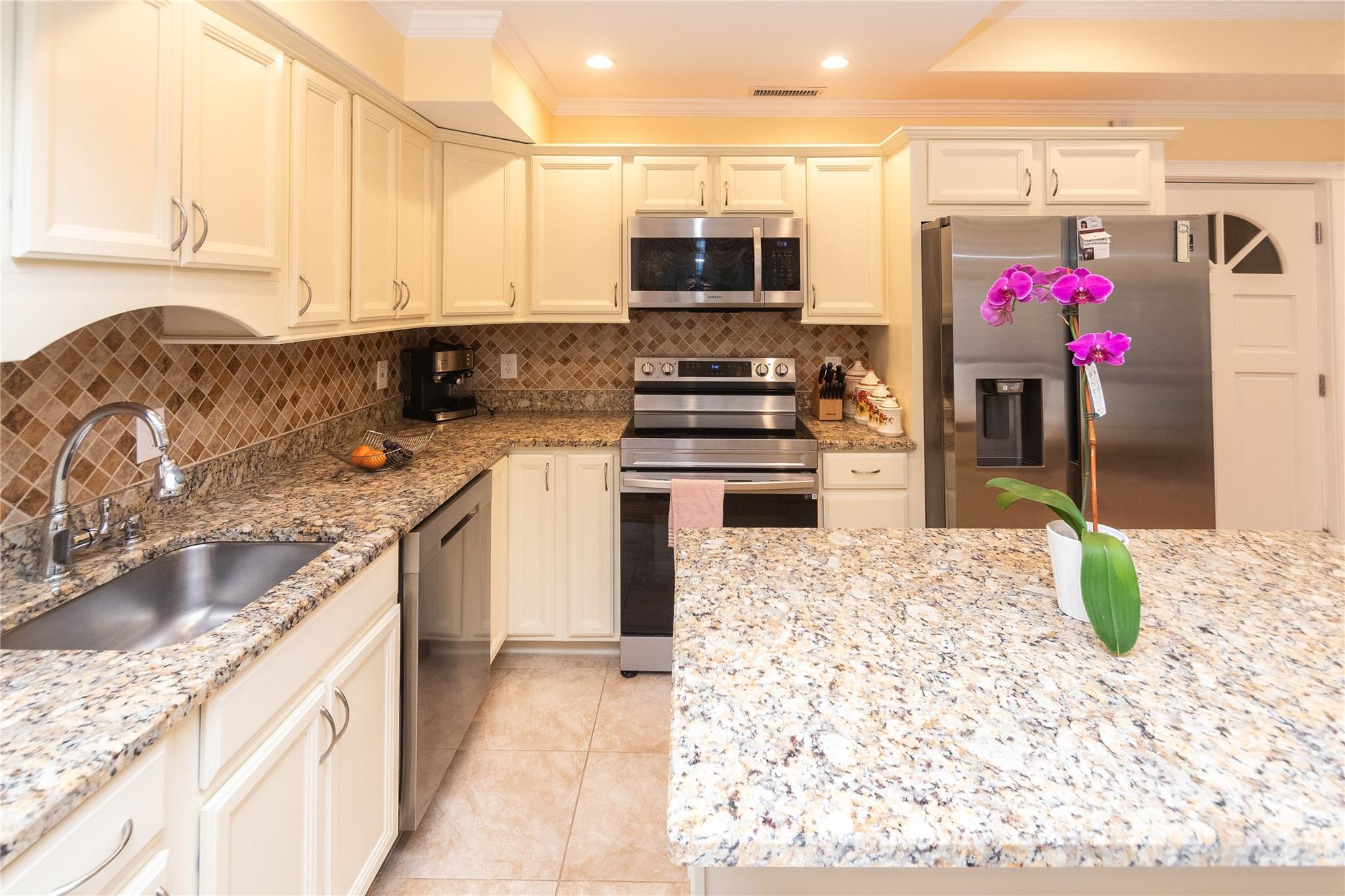 7 Westbrook Road, Newburgh, New York image 5