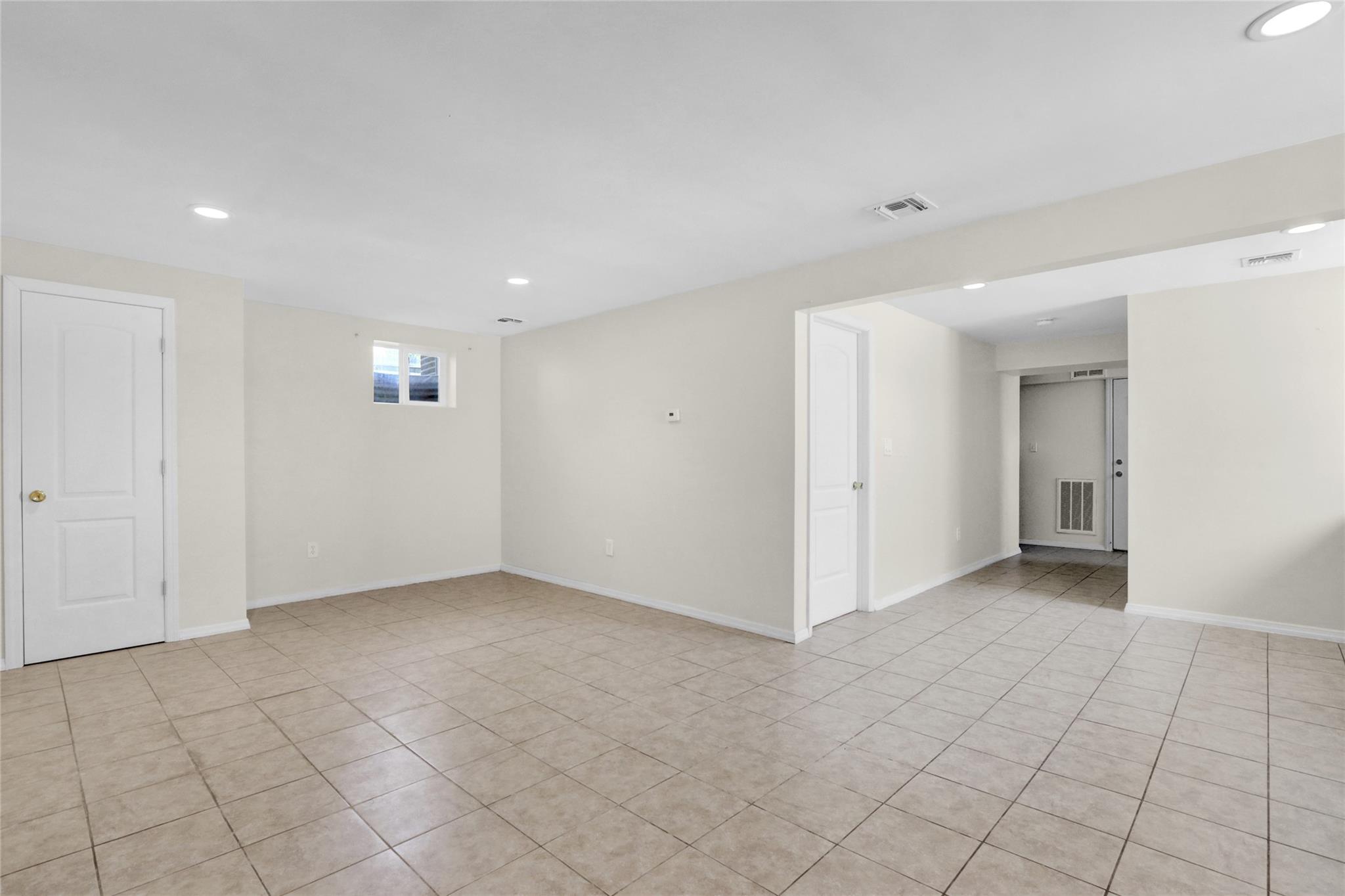 106 Grand Avenue, Lindenhurst, New York image 23