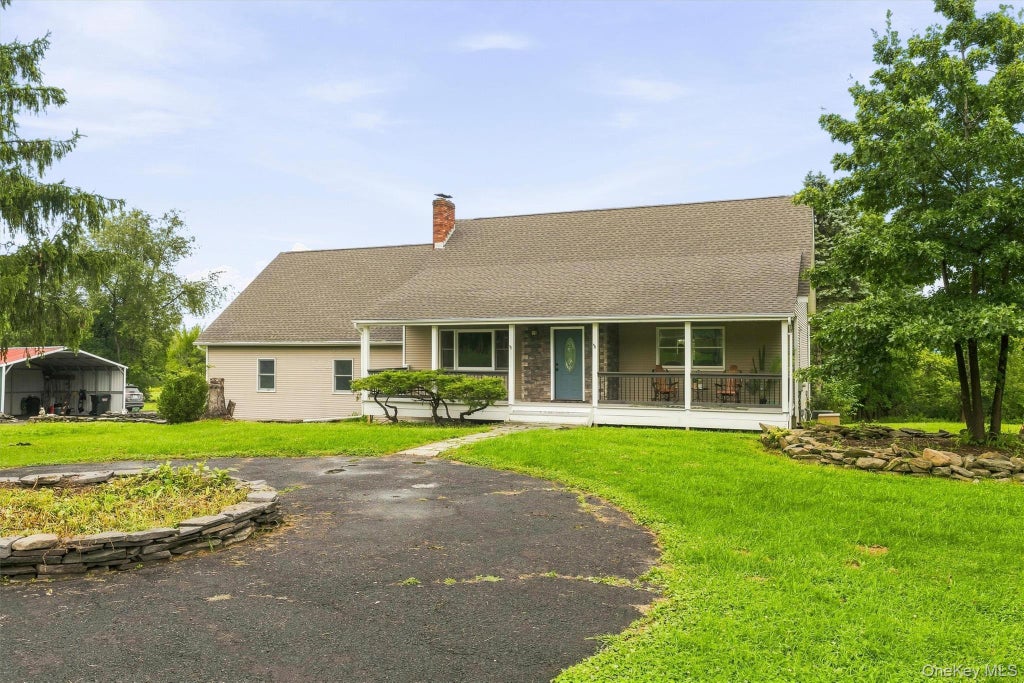 Photo of 58 Burnt Corners Road, Middletown, NY 10940 (MLS # 1046838)