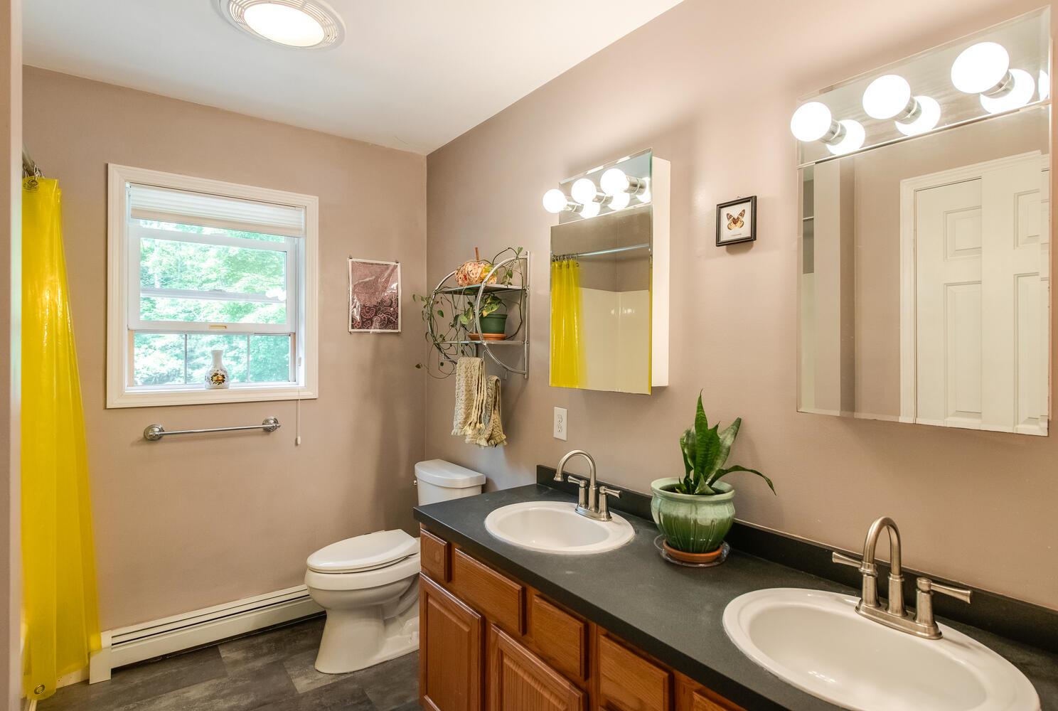 36 Valkill Drive, Poughkeepsie, New York image 32