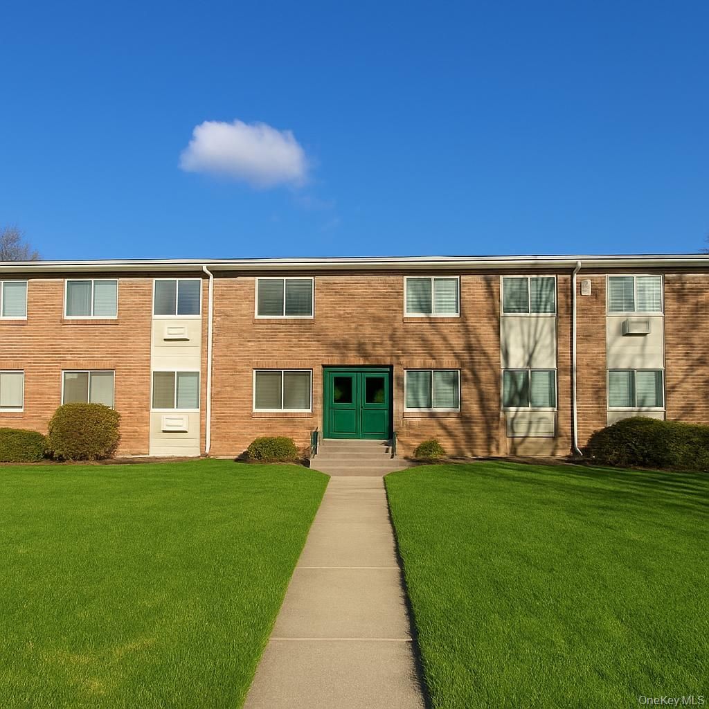 Photo of 2449I Union Boulevard #34A, Islip, NY 11751 (MLS # 997601)