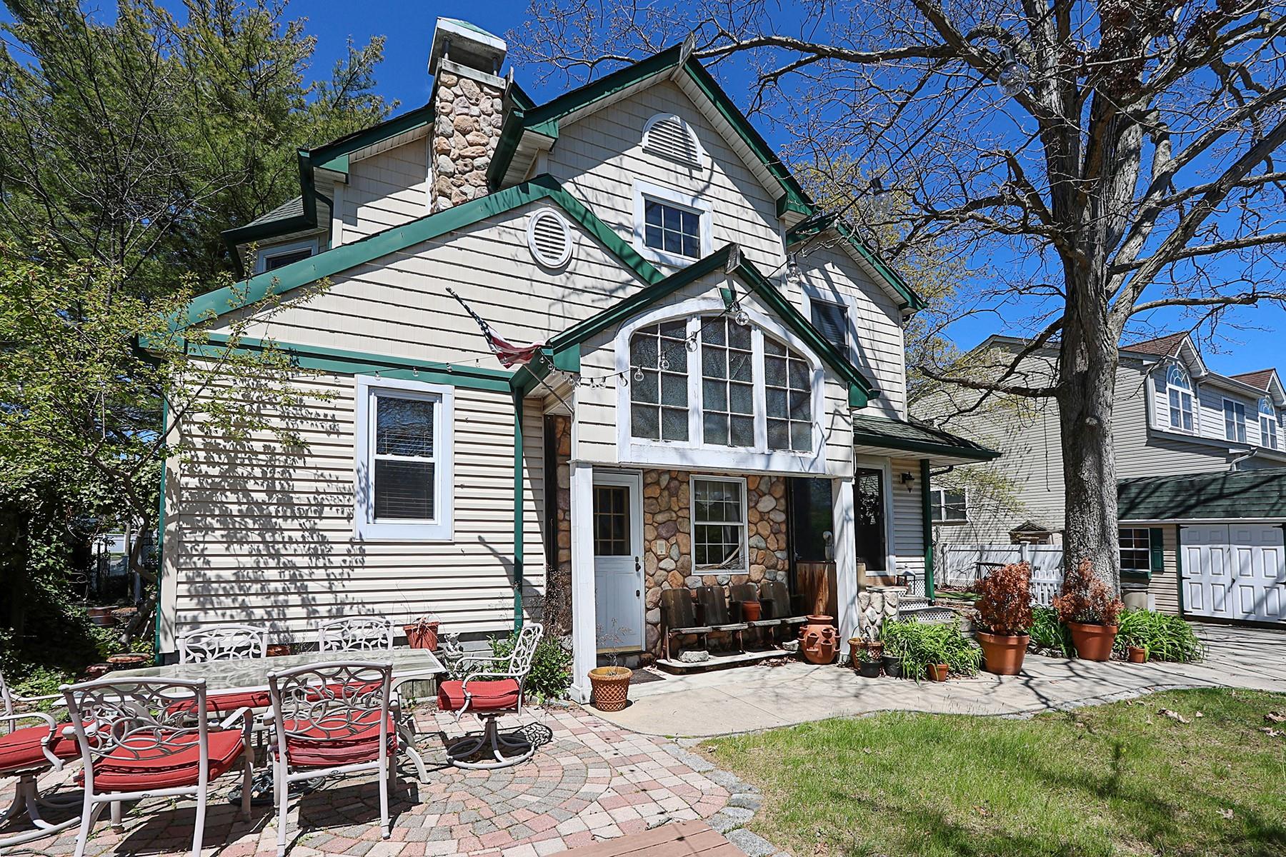 2036 Dow Avenue, Merrick, New York image 34