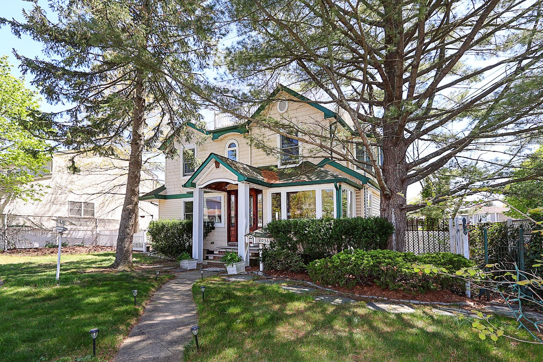 2036 Dow Avenue, Merrick, New York image 1