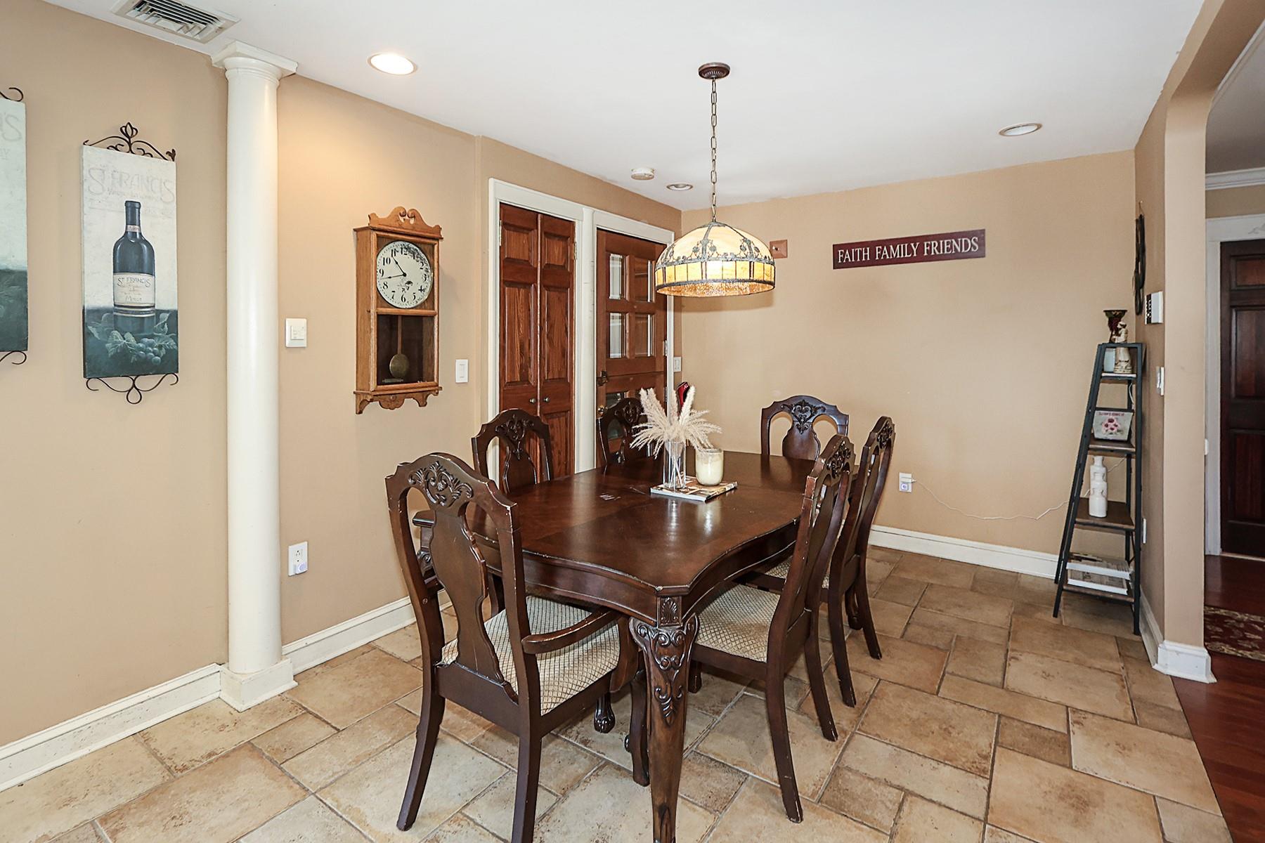 2036 Dow Avenue, Merrick, New York image 14