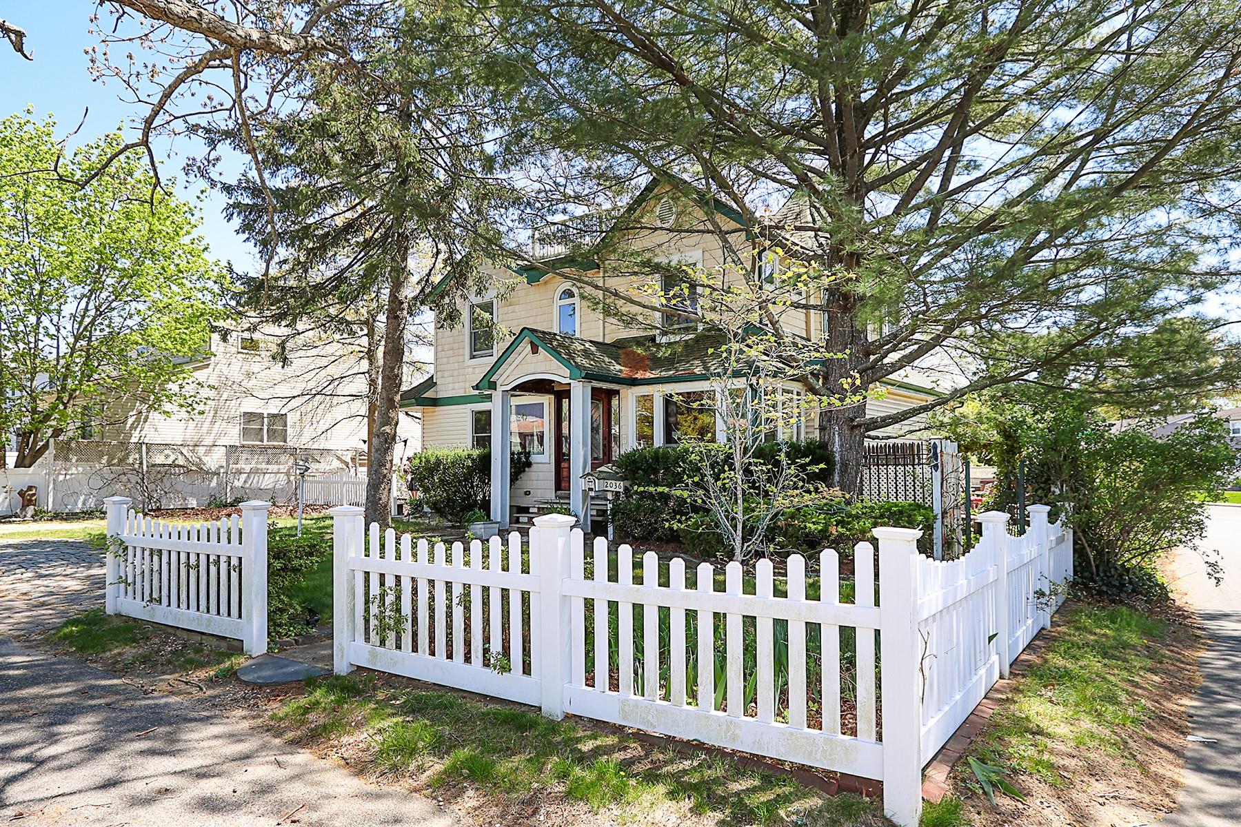 2036 Dow Avenue, Merrick, New York image 4