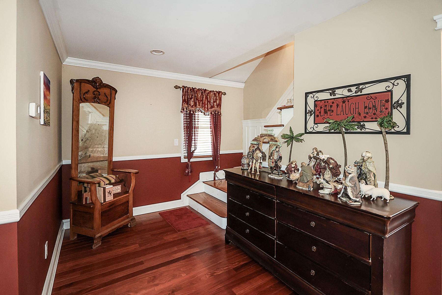 2036 Dow Avenue, Merrick, New York image 8
