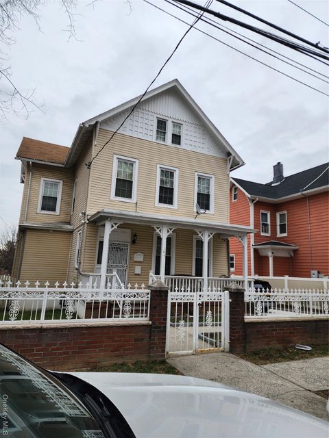 Homes For Sale - 143 Union Avenue<br/> Mount Vernon, NY 10550