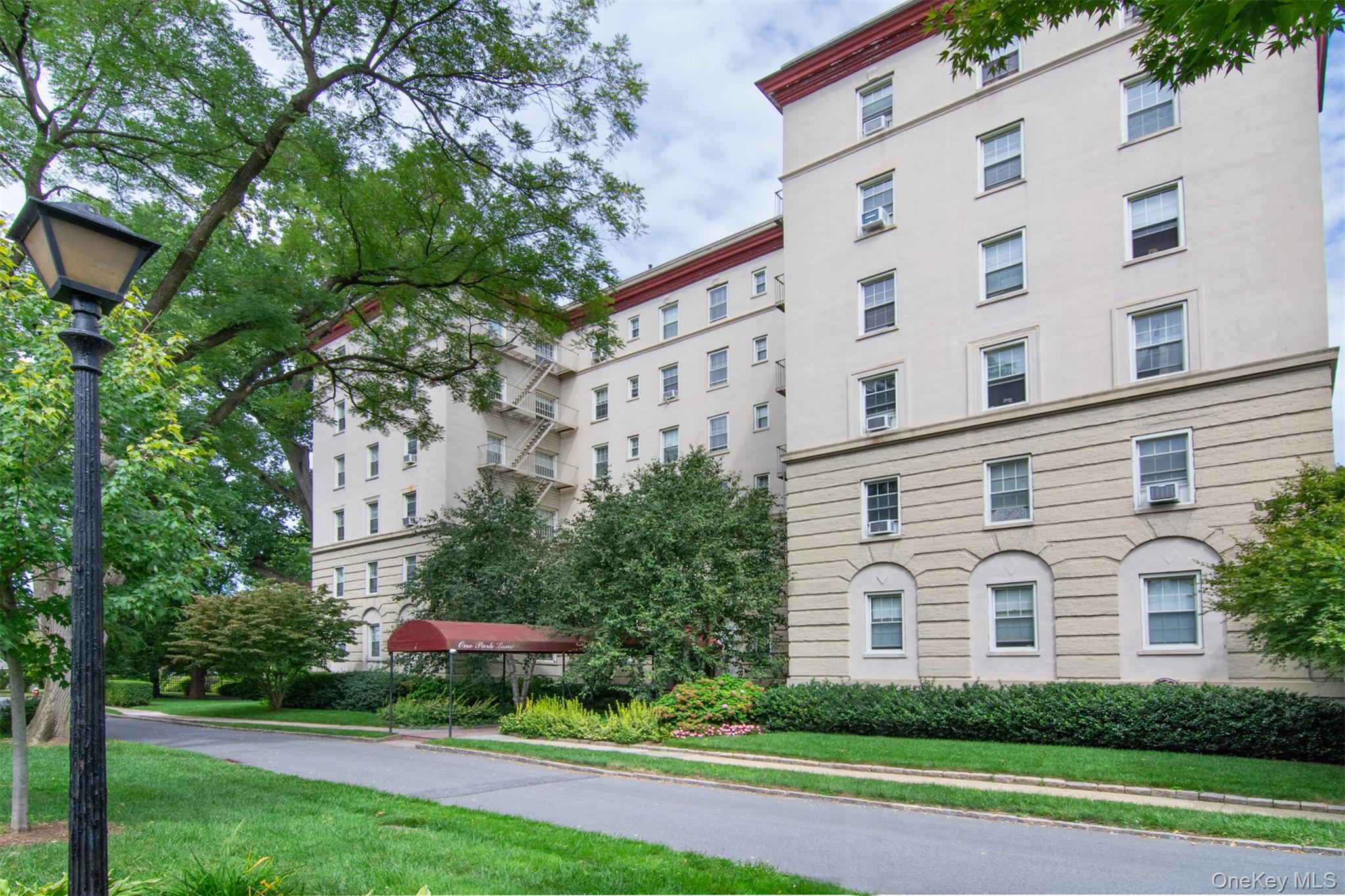 1 Park Lane 3A