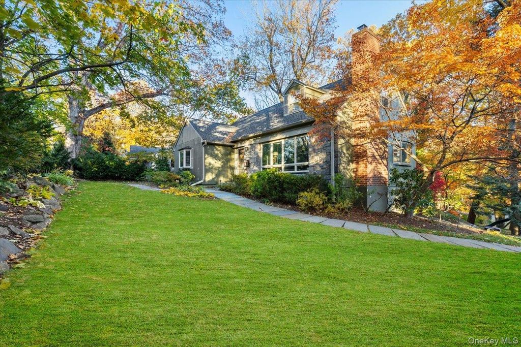Photo of 196 Old Army Road, Scarsdale, NY 10583 (MLS # 934345)