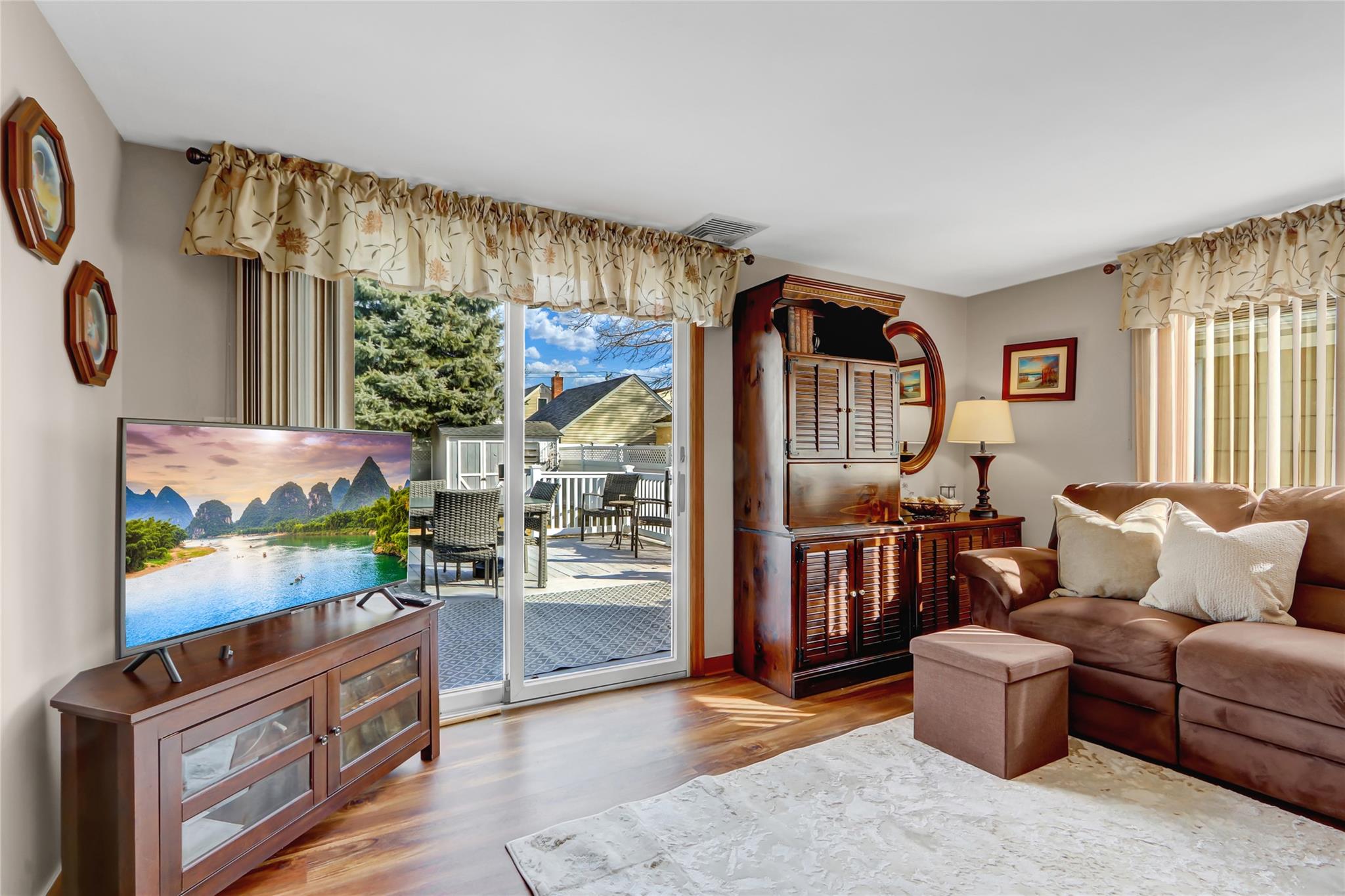 1249 Powell Avenue, Merrick, New York image 10