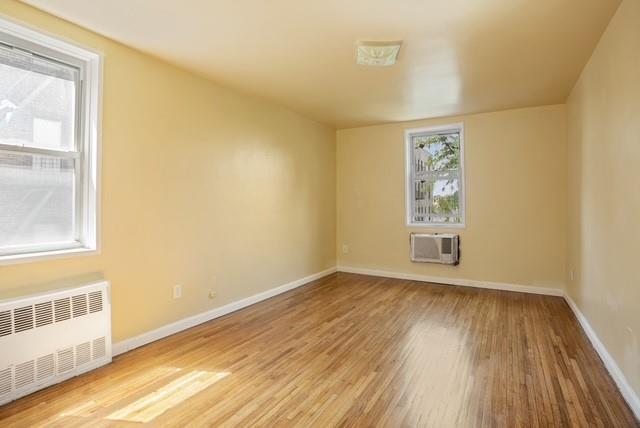 3215 Olinville Ave 4C