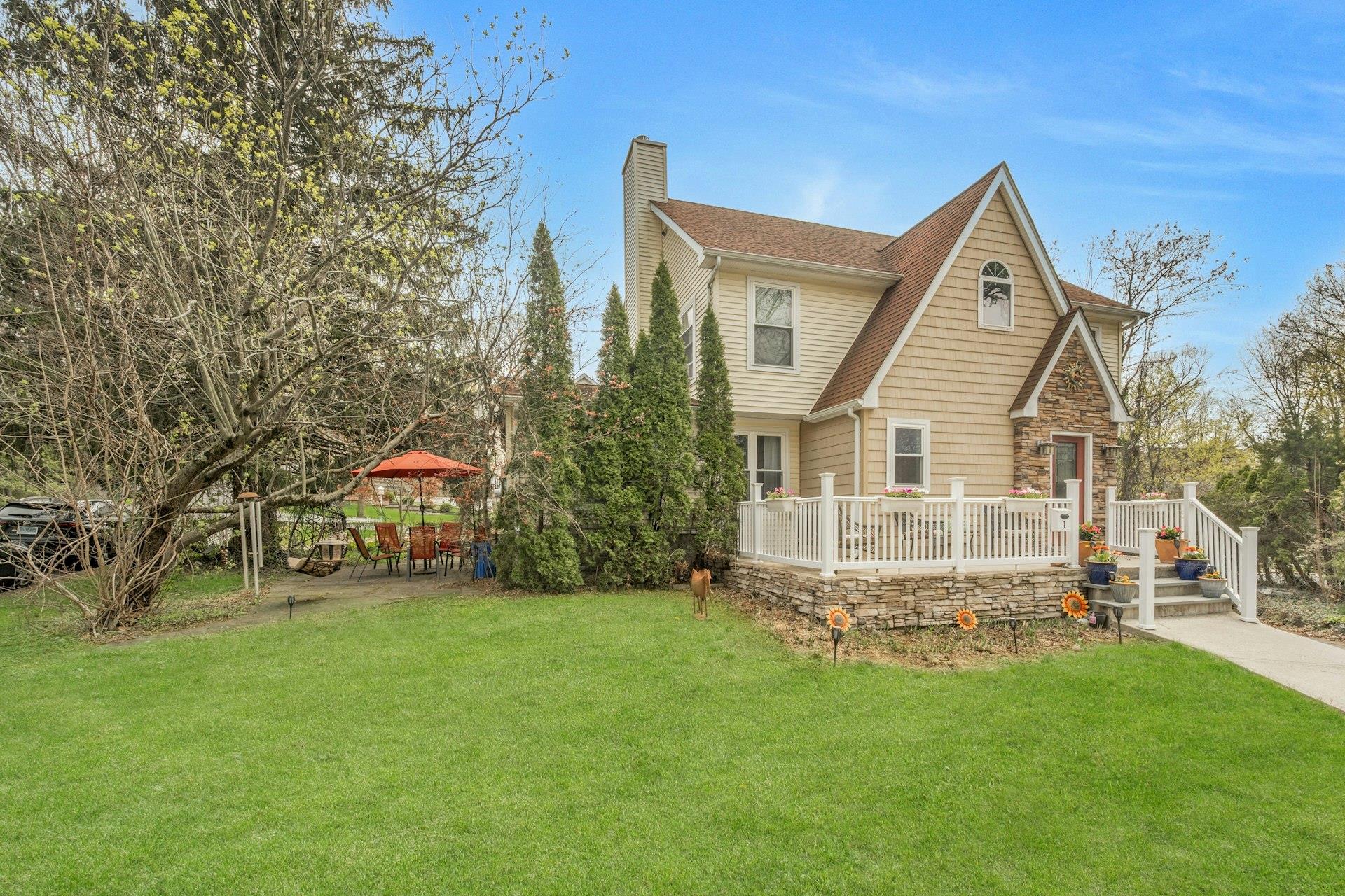 1 Westminster Drive, White Plains, New York image 48