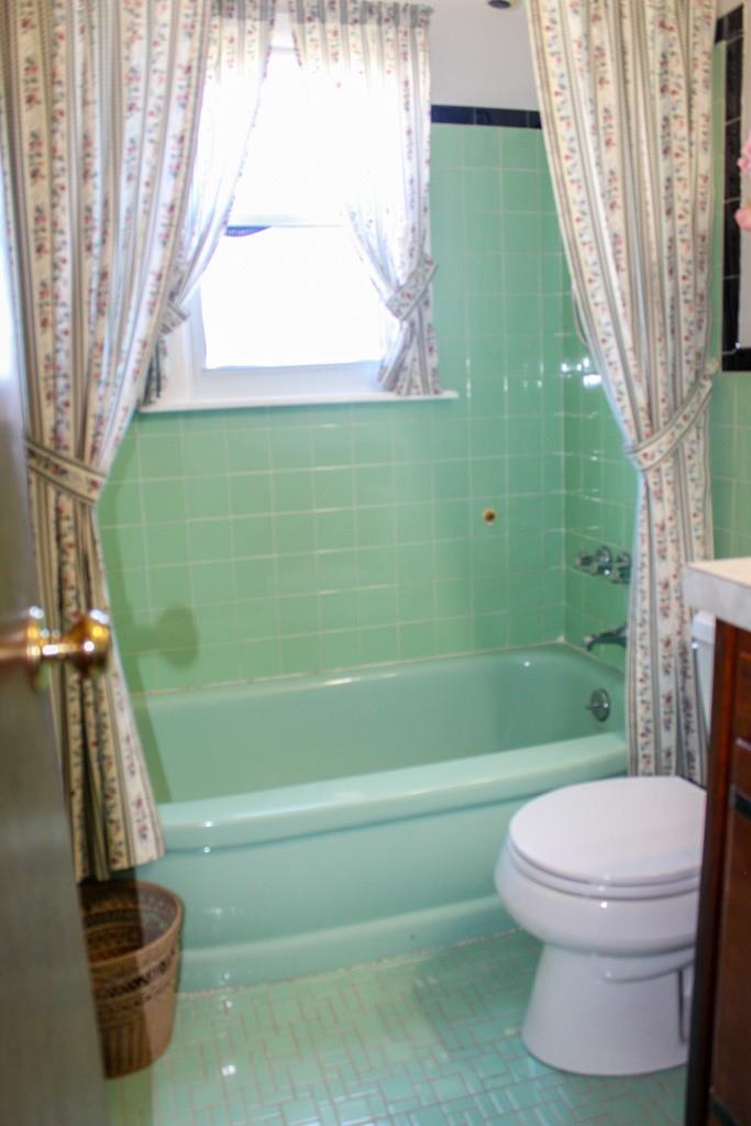 333 O Connor Road, North Babylon, New York image 9