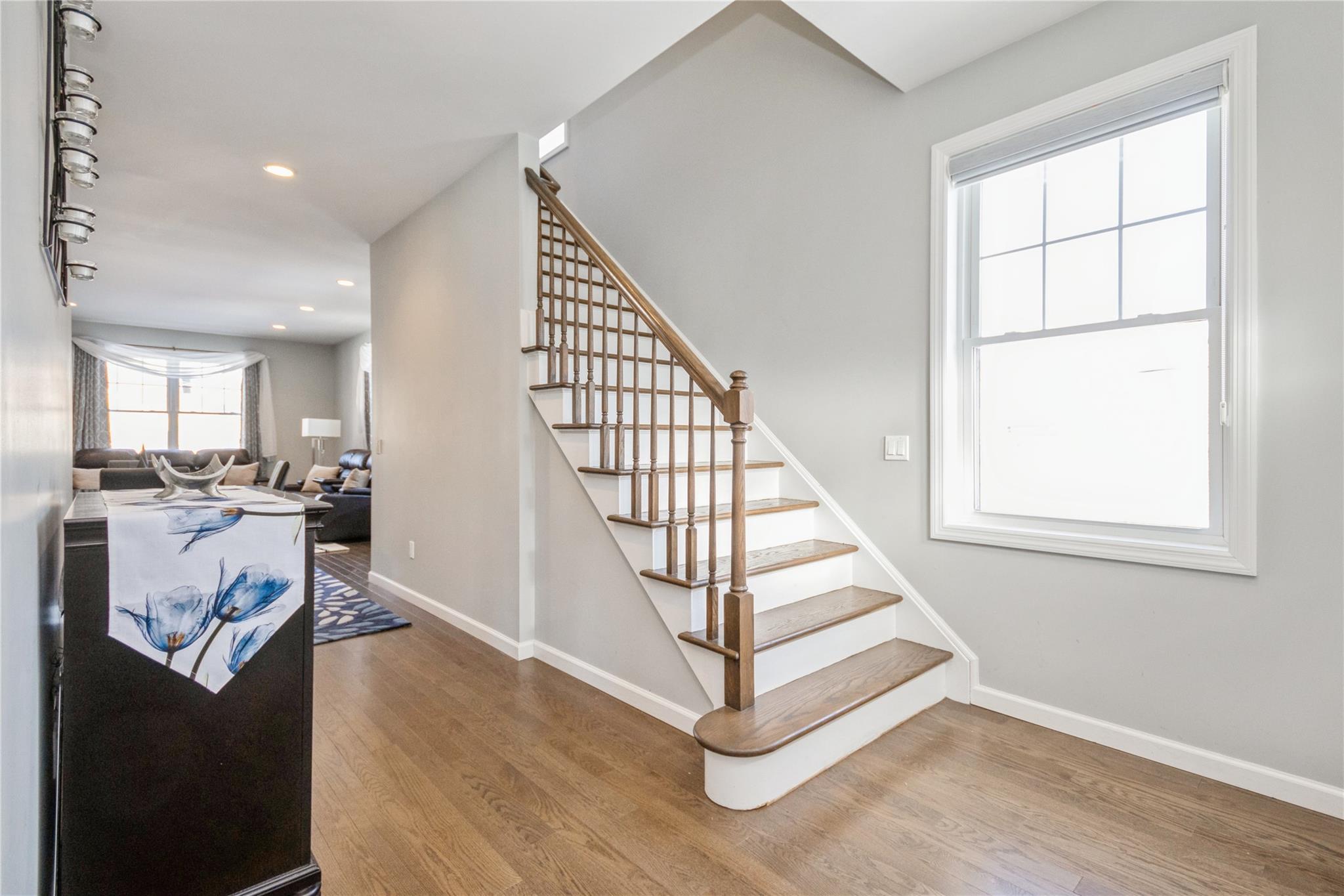 17 N Hillside Avenue, Elmsford, New York image 2