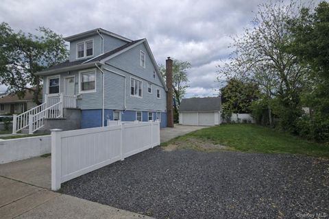 119 Parma Road Island Park NY 11558