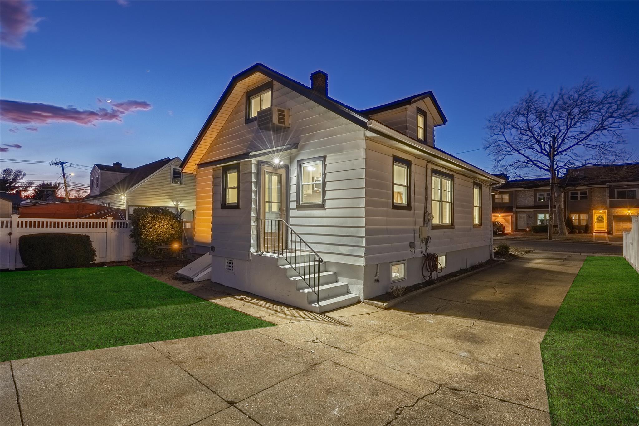230 Oceanside Parkway, Oceanside, New York image 30