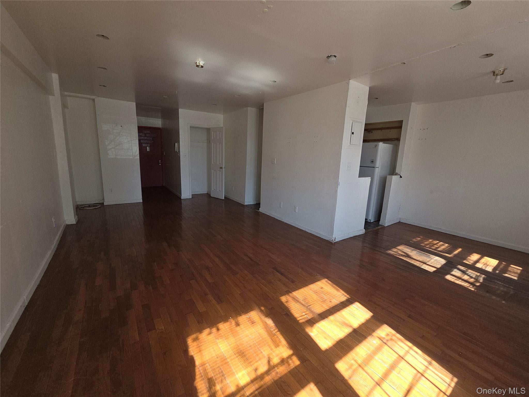 86-16 60th Avenue 3C - Photo 2