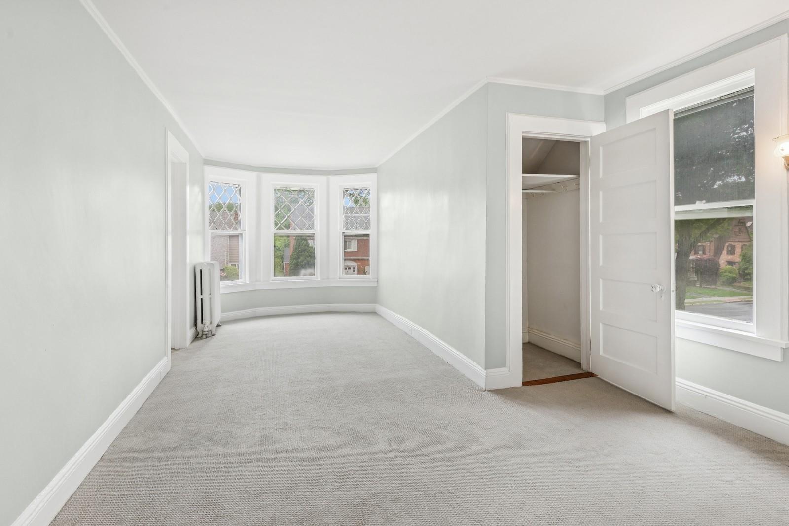 124 Roxbury Road, Garden City, New York image 25