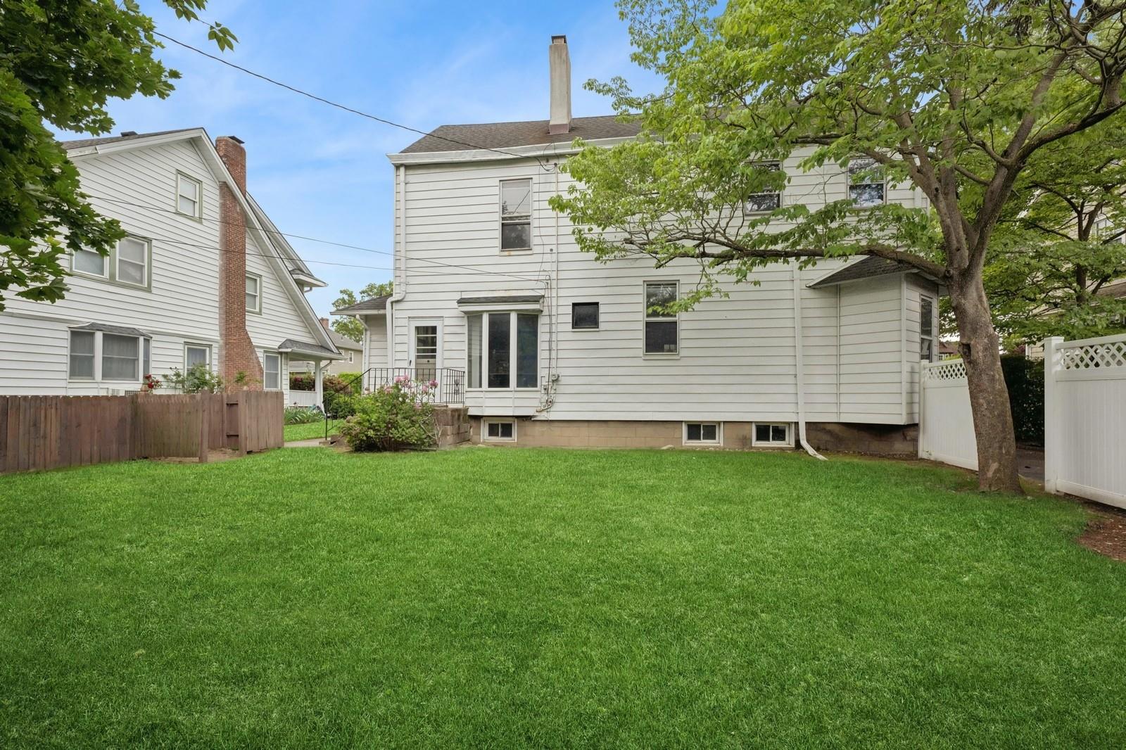 124 Roxbury Road, Garden City, New York image 31