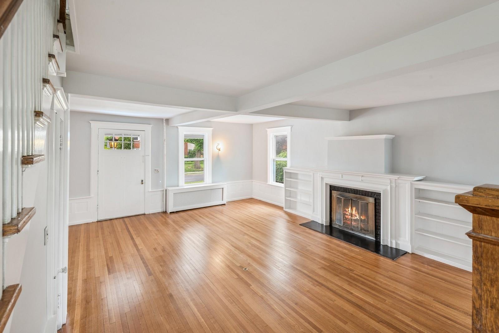 124 Roxbury Road, Garden City, New York image 6