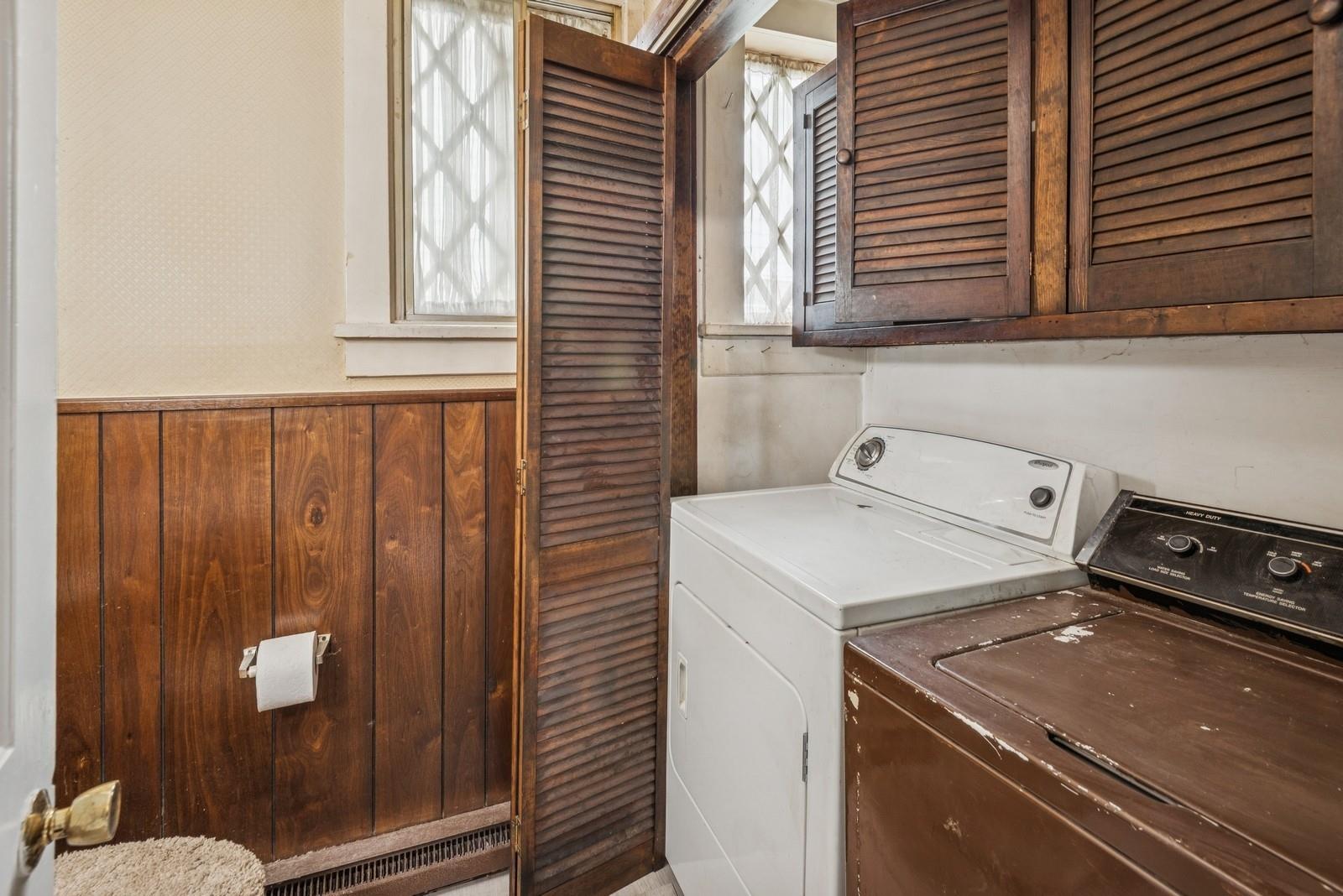 124 Roxbury Road, Garden City, New York image 16