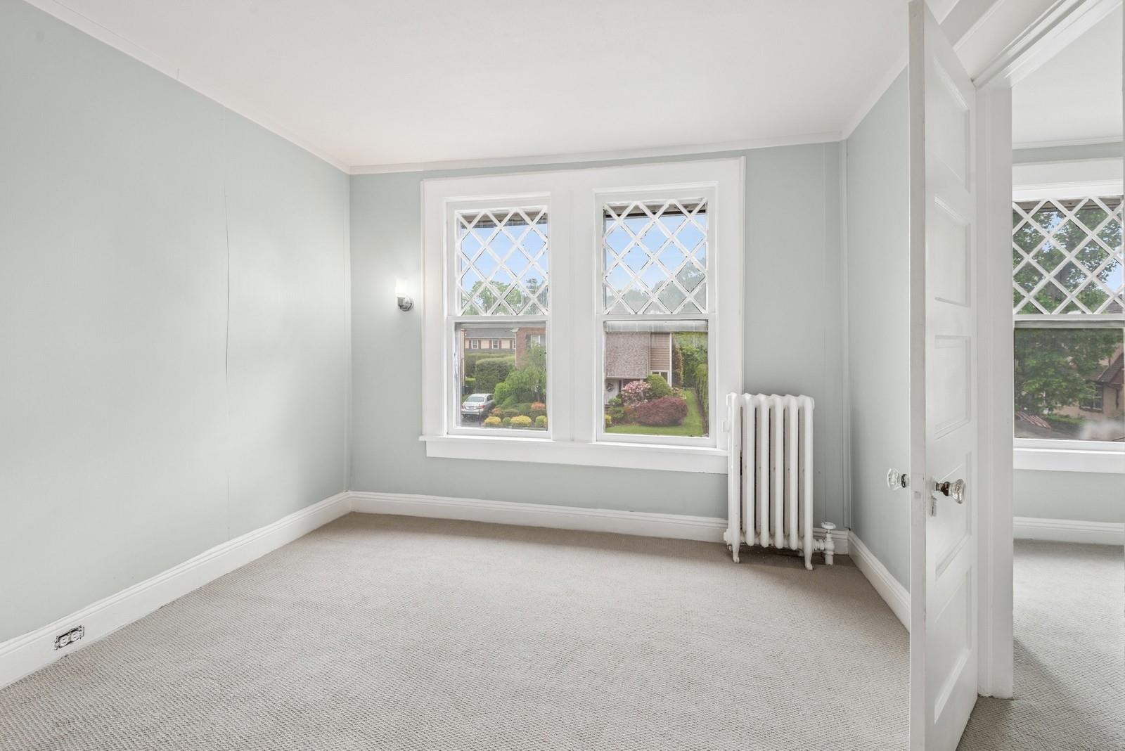 124 Roxbury Road, Garden City, New York image 23