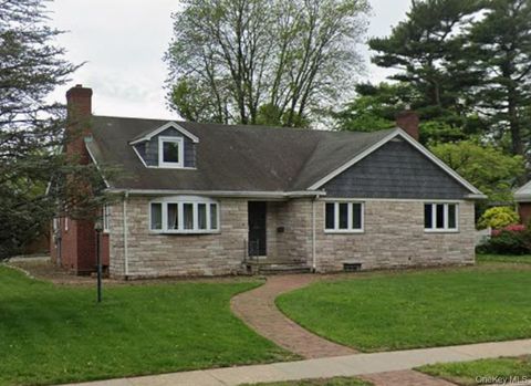 120 Cambridge Avenue, Garden City, NY 11530 - MLS#: 950325