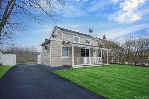 Homes For Sale - 723 W Main Street<br/> Riverhead, NY 11901