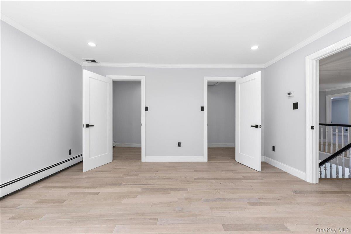 Atlantic Beach, New York 11509, United States, 5 Bedrooms Bedrooms, ,3 BathroomsBathrooms,Residential,Active,256752