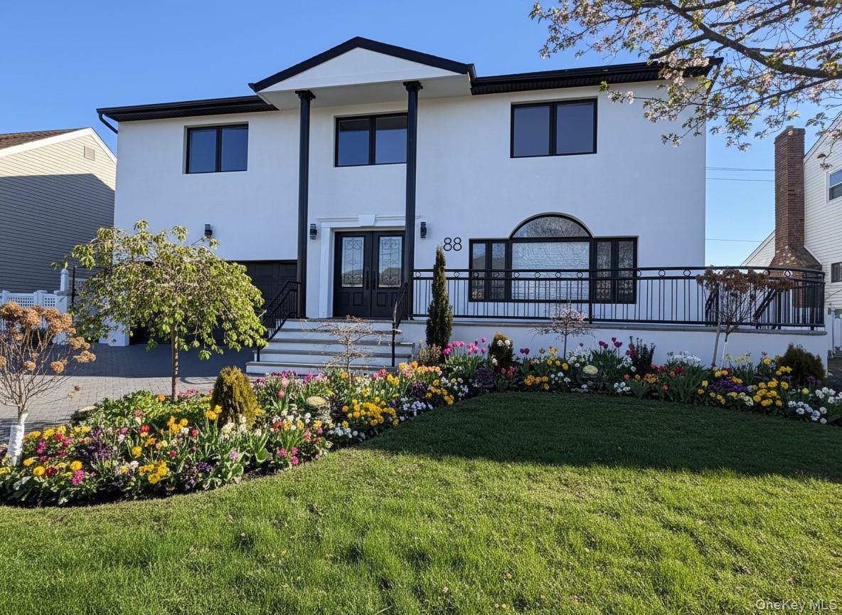 Atlantic Beach, New York 11509, United States, 5 Bedrooms Bedrooms, ,3 BathroomsBathrooms,Residential,Active,256752 Atlantic Beach, New York 11509, United States, 5 Bedrooms Bedrooms, ,3 BathroomsBathrooms,Residential,Active,256752