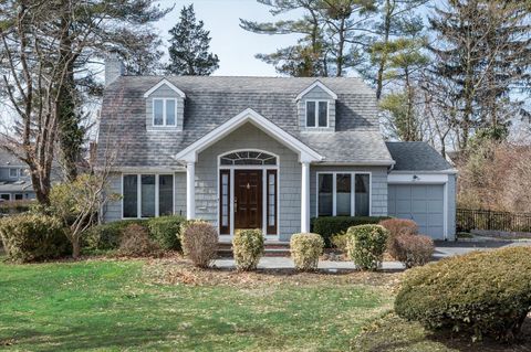 95 Oakdale Ln, East Hills, NY 11577 - MLS#: 830196