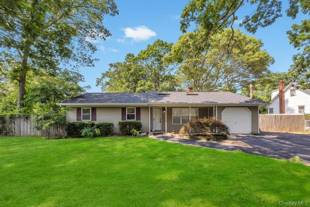 Photo of 11 Edwards Road, Mastic Beach, NY 11951 (MLS # 941441)